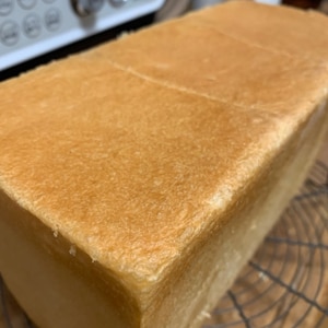 『正角食パン2斤分』（ニーダーでレシピ）